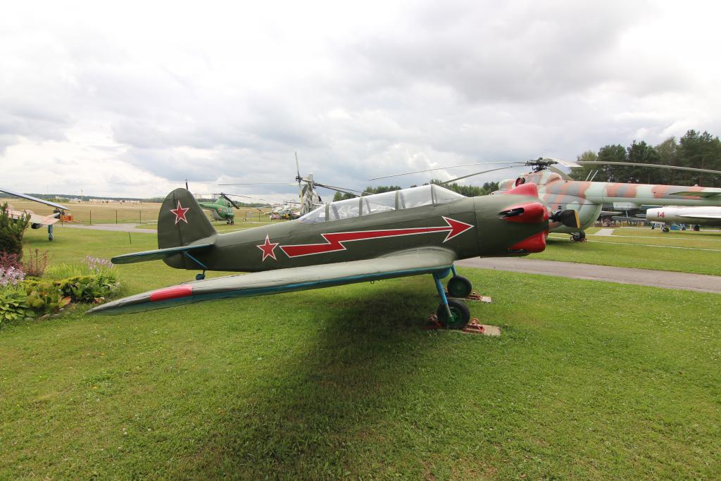 Yakovlev Yak-18 Sovjet Air Force