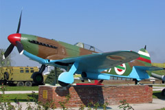 27   Yakolev Yak-9U