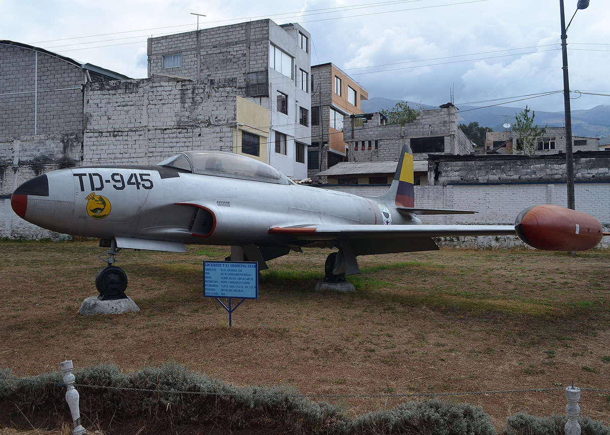 TD-945 Lockheed AT-33A