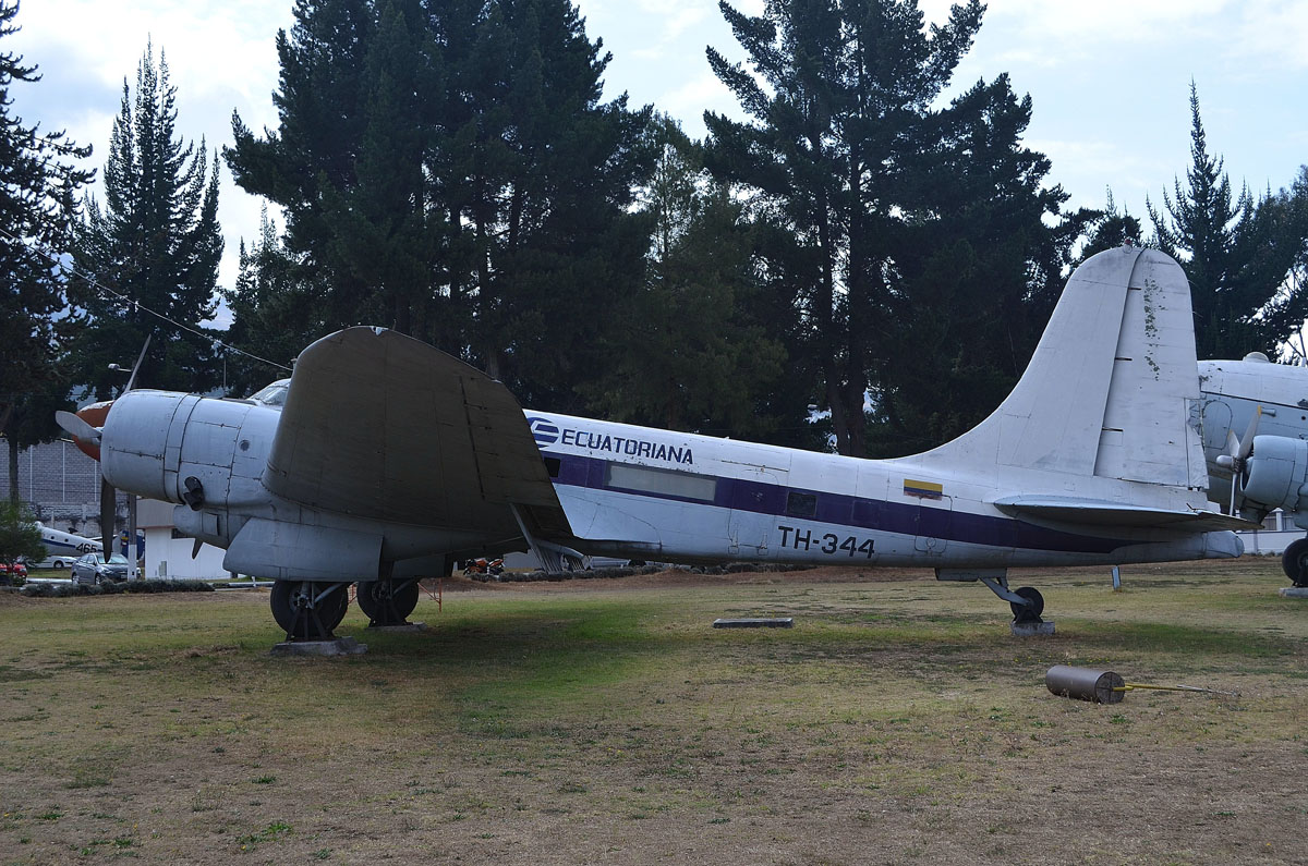 HC-APV/TH-344 Douglas B-23 Dragon