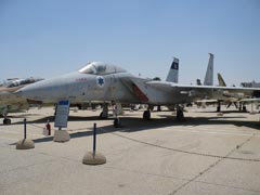 McDonnell Douglas F-15A Baz 695