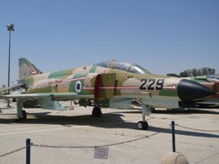 McDonnell Douglas F-4E Super Kurnas 334