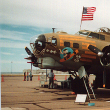 Boeing B-17G Flying Fortress "Nine-O-Nine" - Collings Foundation