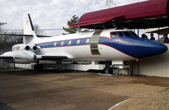 N777EP  Lockheed JetStar "Hound Dog 2"